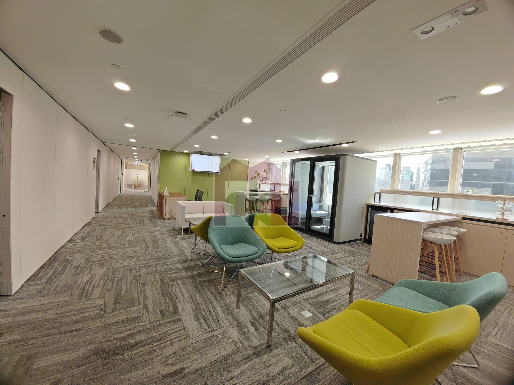 181 Queen`s Road Central building or unit photo